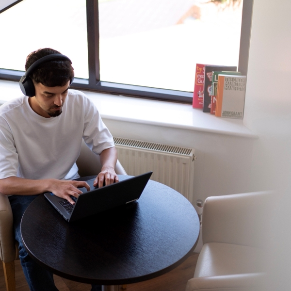 cim-business-centre-workspace-free-wifi